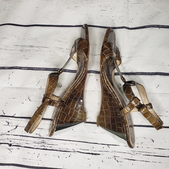Croc Embossed Real Leather Wedge Sandal Size 9 - Picture 4 of 8
